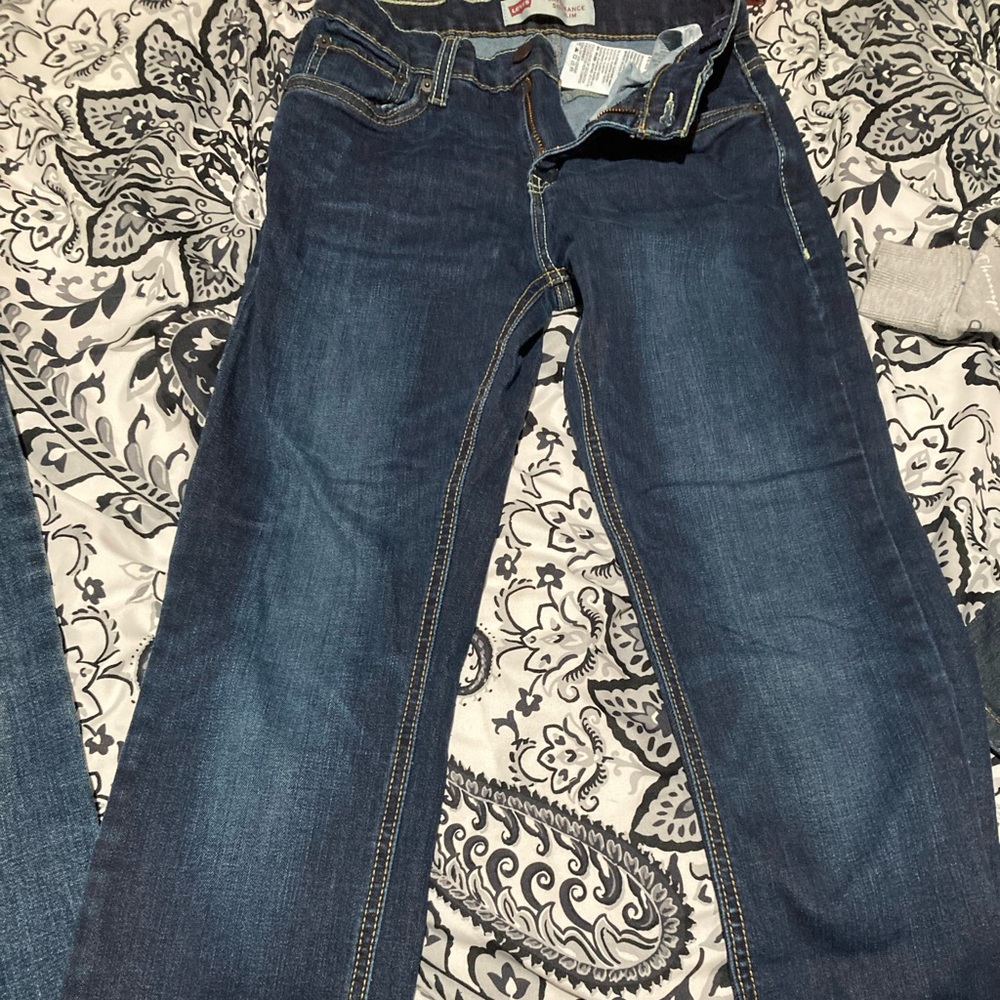 Boys Levi dark blue jeans worn once